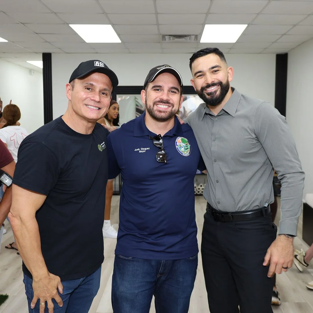 Dr. Chang and the Optimize Health team in the Miami Lakes community